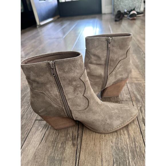 Mi.Im Women's Tan Gray Taupe Suede Side Zip Booties Size 9 - Picture 2 of 8